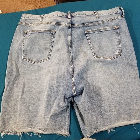Jean Shorts - Picture 3 of 3
